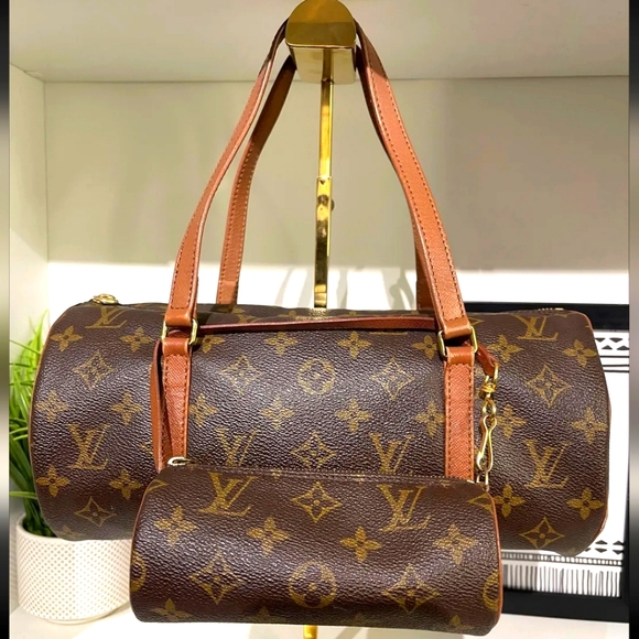 Louis Vuitton Handbags - Louis Vuitton Monogram Papillon 30 INCLUDES MINI 😊